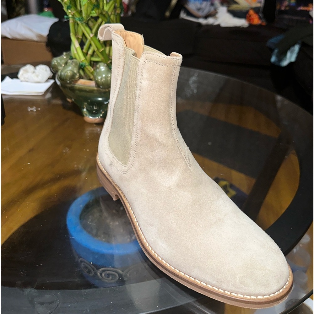 Chelsea boots